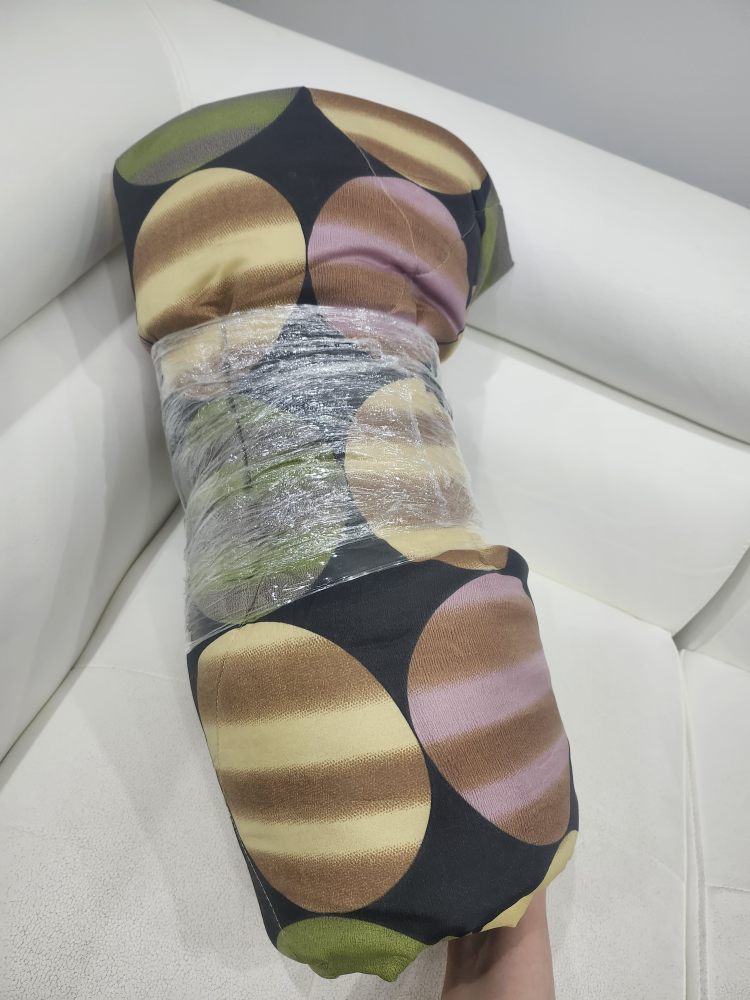 Comforter with Circular Pattern - photo 2