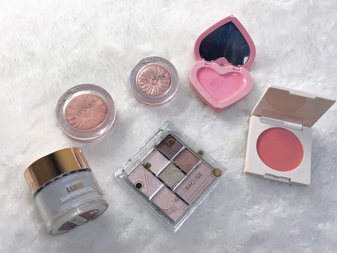 Eye shadow Makeup Bundle in a lump