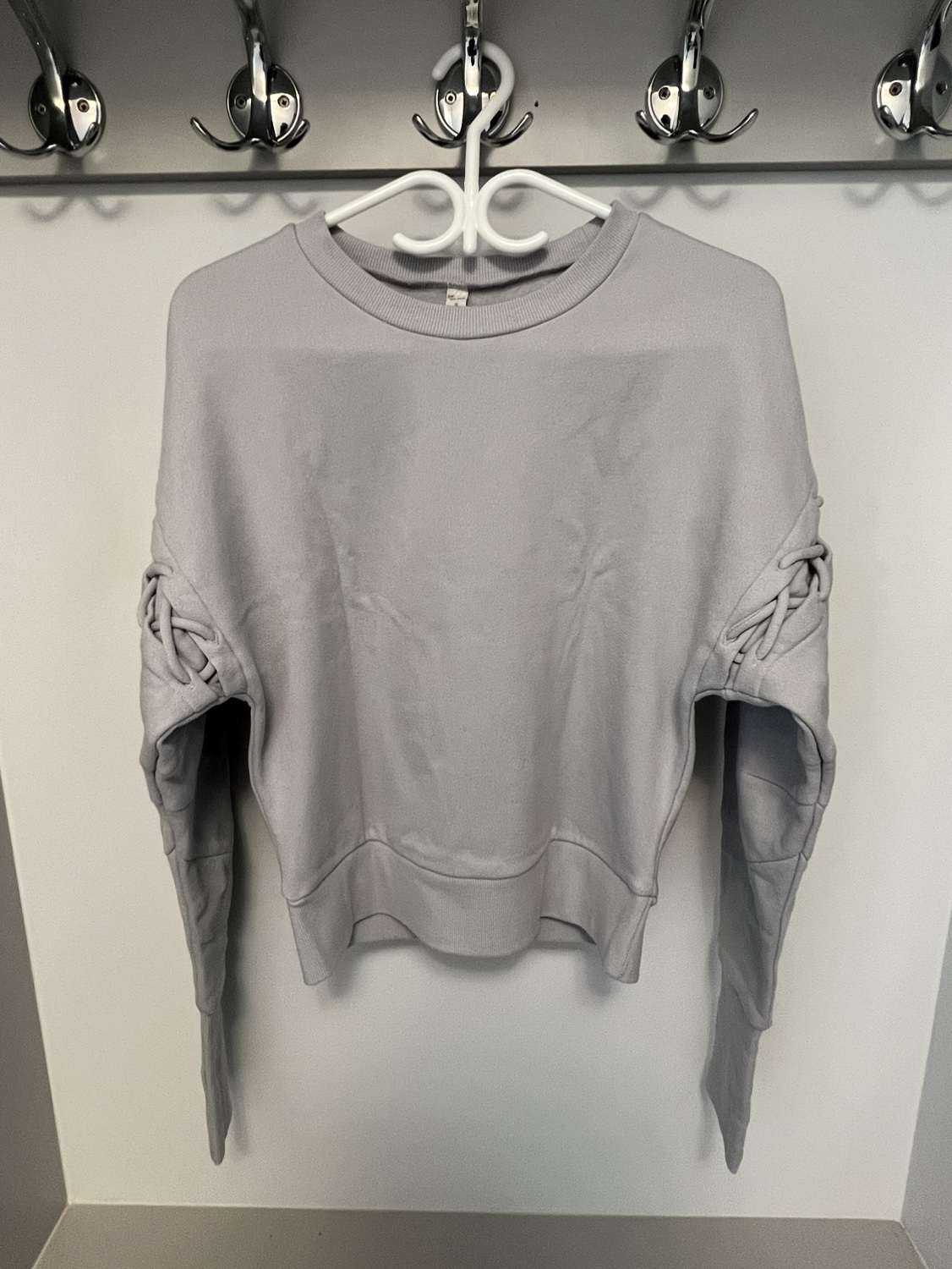 Alo Yoga Hook-Up Sweater