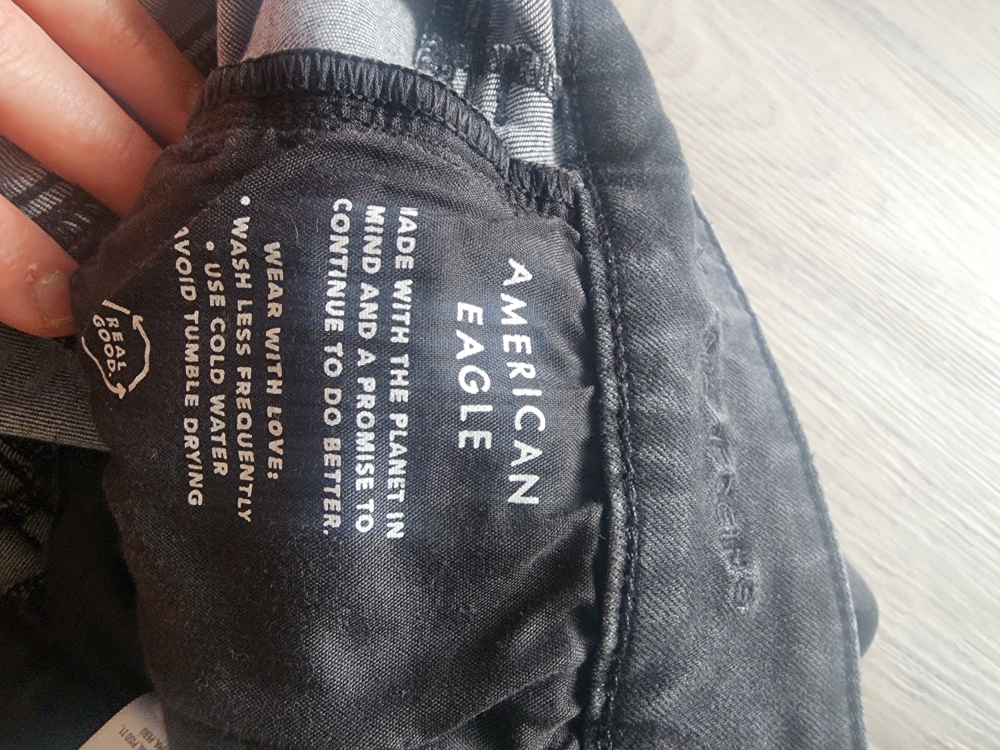 American eagle jeans - photo 3