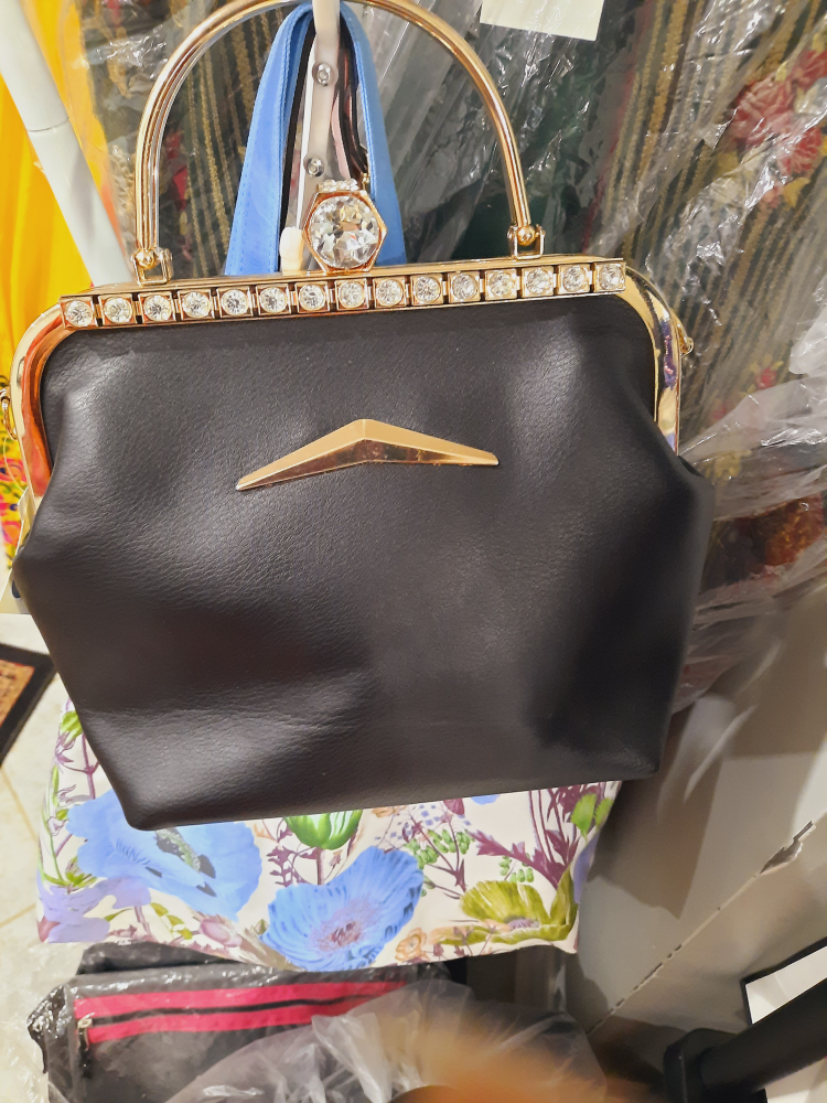 new handbags, clutches, purses, ets - photo 3