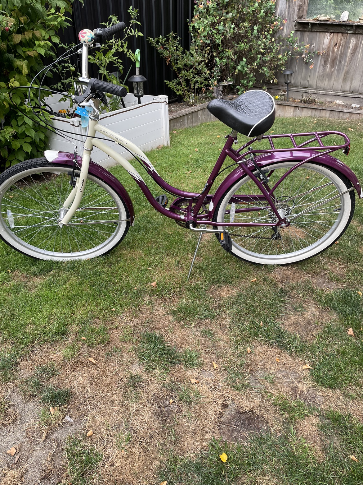 Ladies Schwinn bike - photo 2