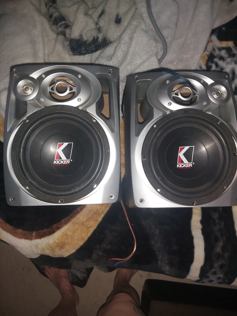 Kicker Speakers thumbnail