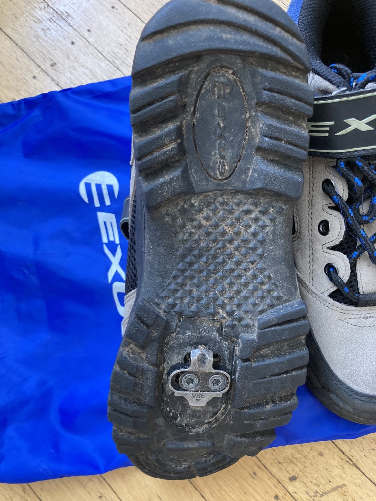 Exus Clip-in Women’s Cycling Shoes - photo 3