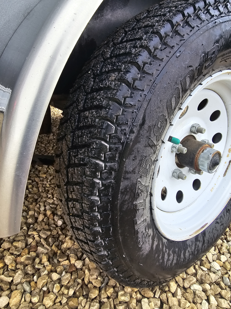 2019 Enclosed Continental Cargo Trailer - photo 3