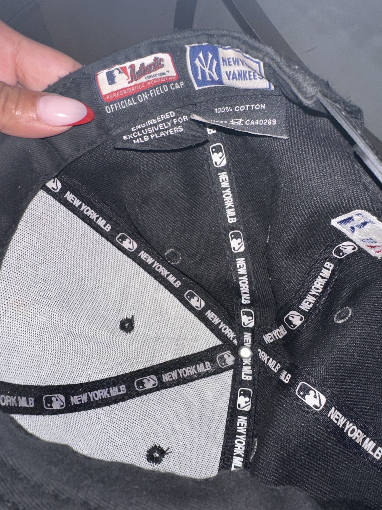 Black New York Yankees image indicator(2)