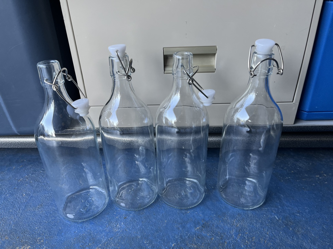 Set of 4 Glass Bottles with Swing Tops image indicator(2)