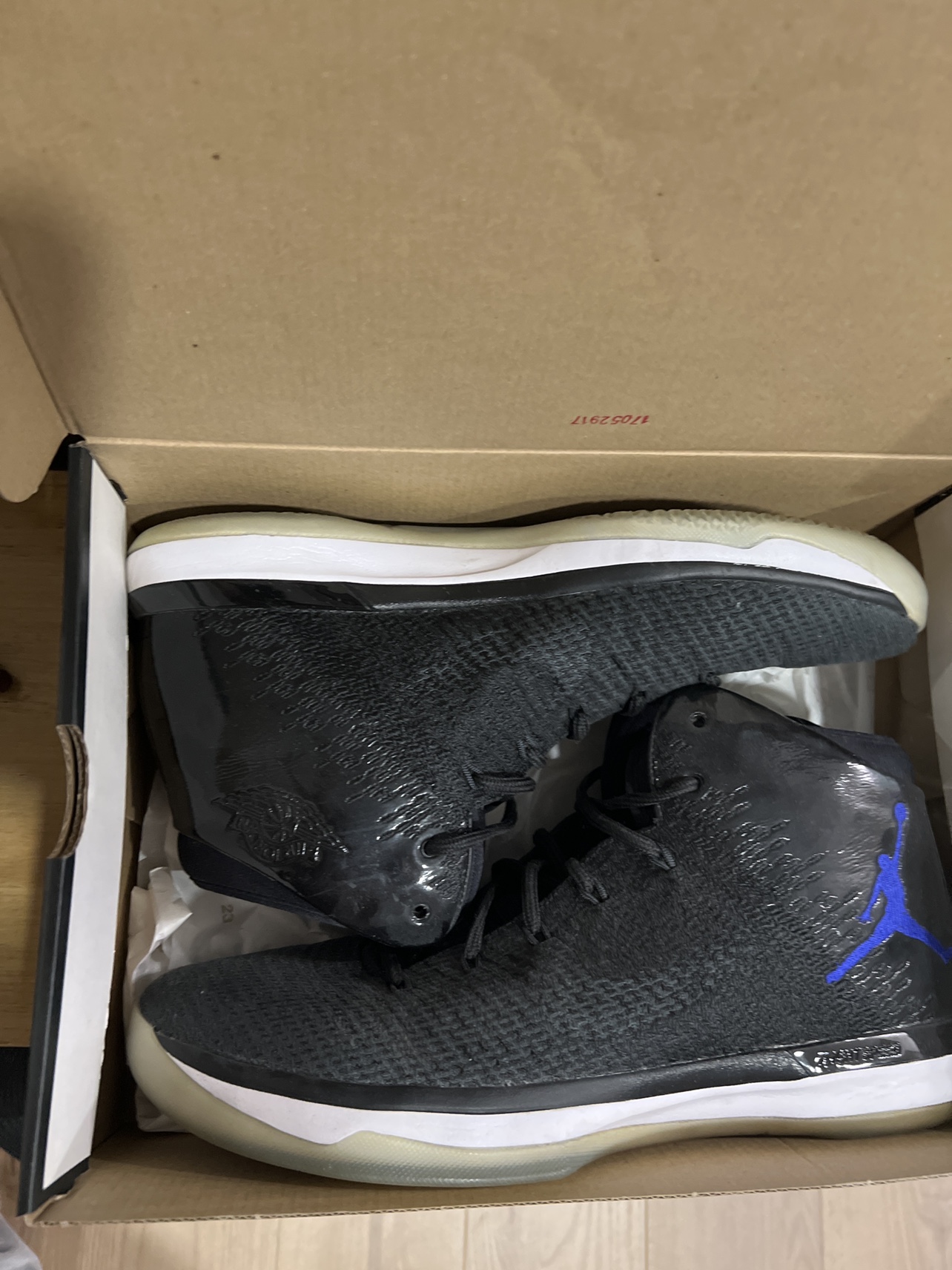 Air Jordan space jam - photo 2