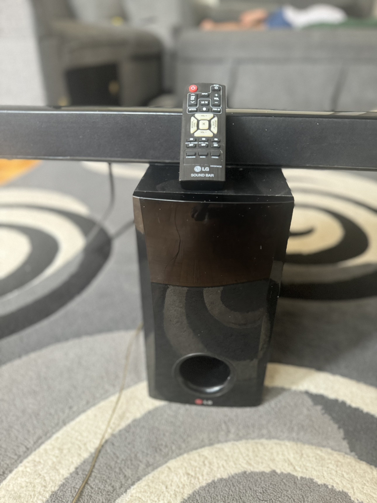LG sound bar with subwoofer