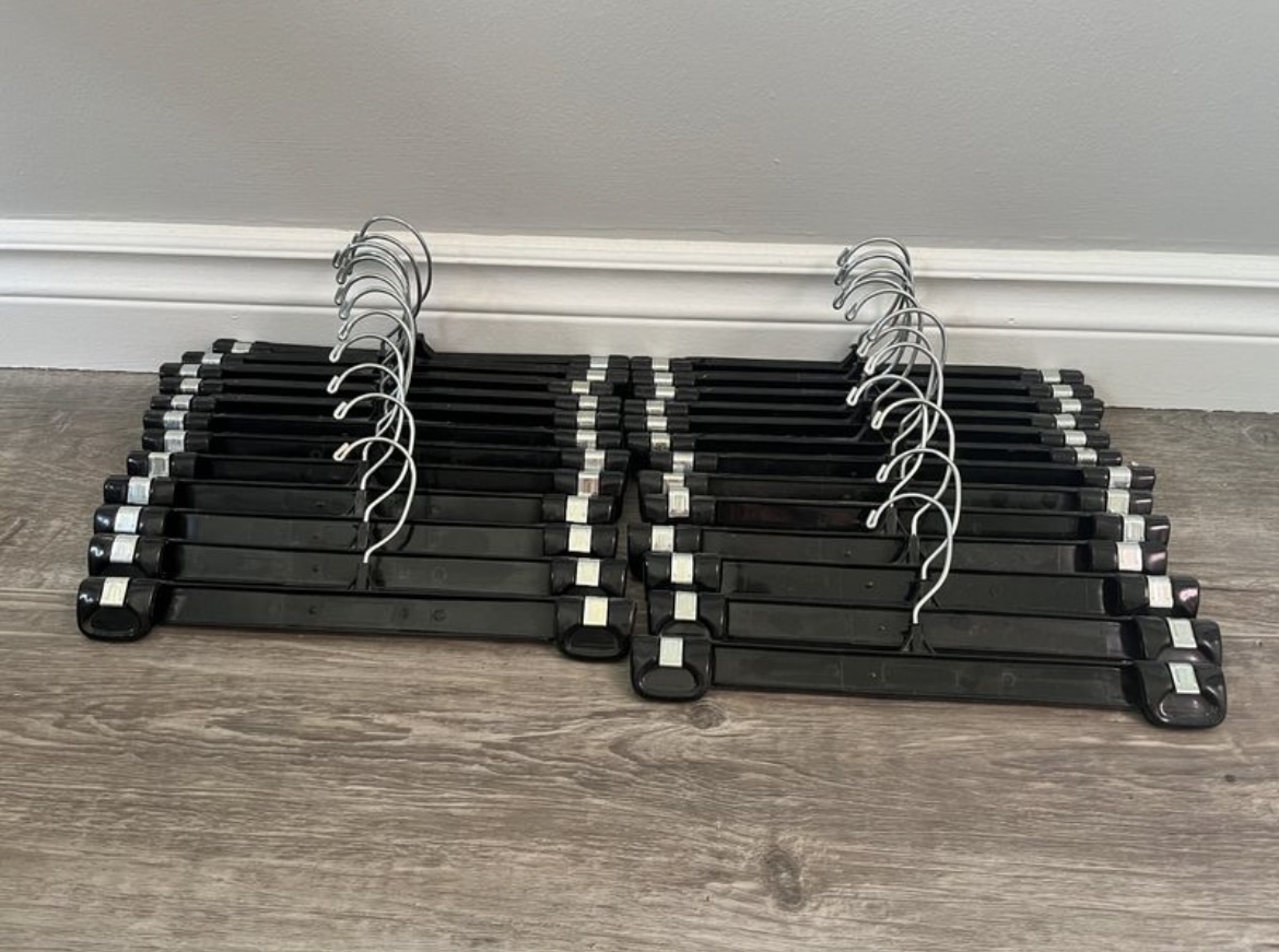 Pant Hangers (Set of 25) thumbnail