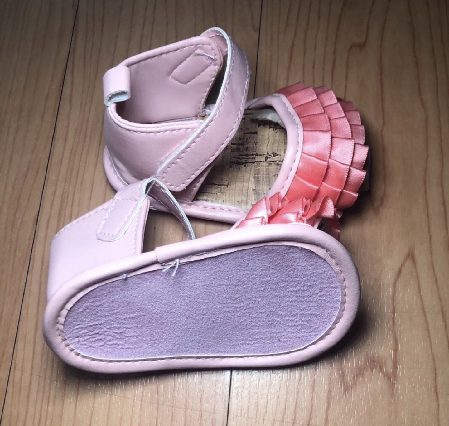 Baby Girl Pink Ruffle Sandals 0-6 months - photo 3