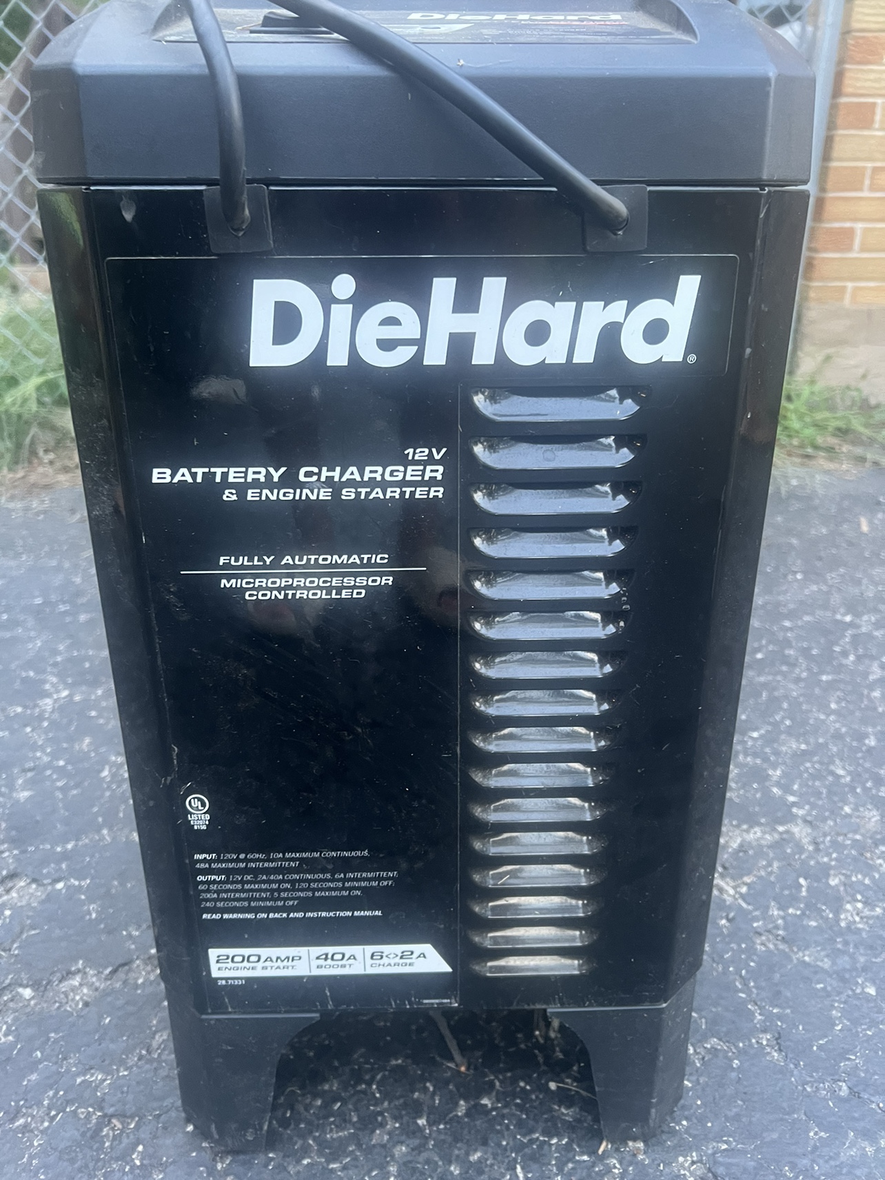 DieHard Battery Charger and Engine Starter - photo 2