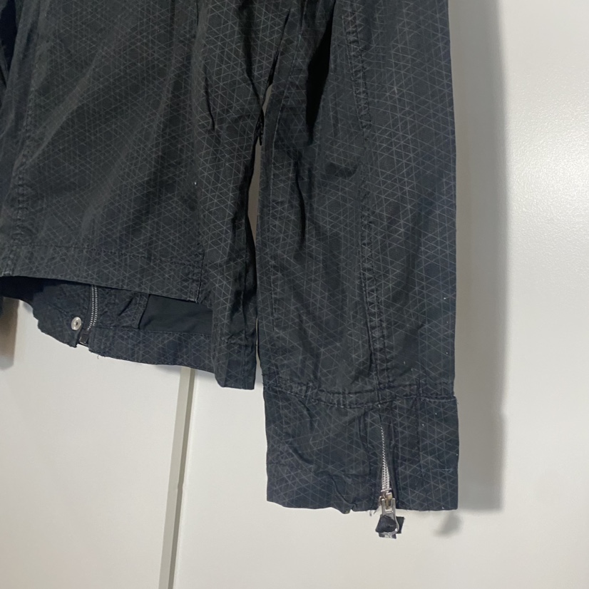 BENCH WINDBREAKER HOODED JACKET image indicator(8)