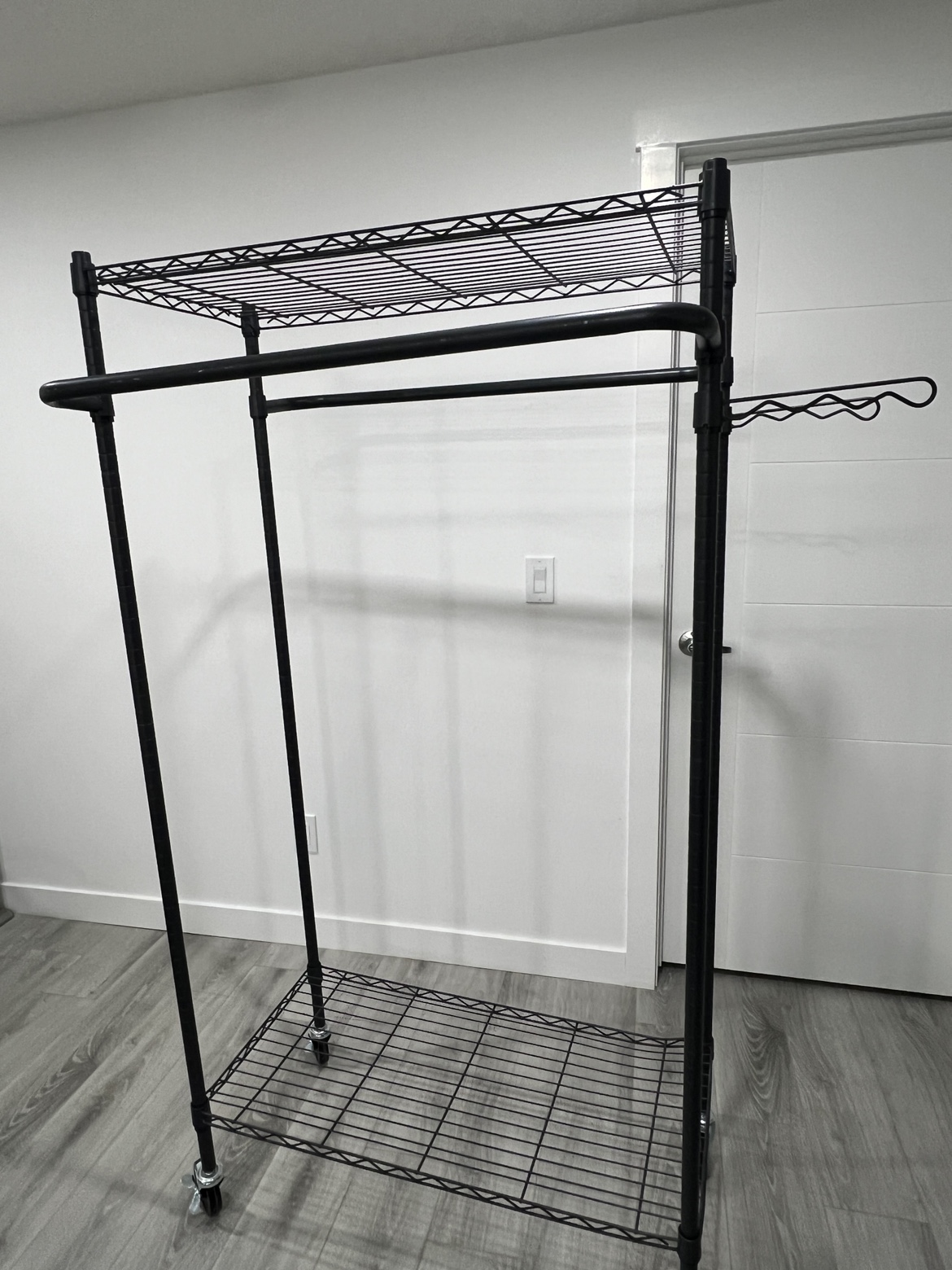 Adjustable Double rail freestanding clothing rack - photo 3