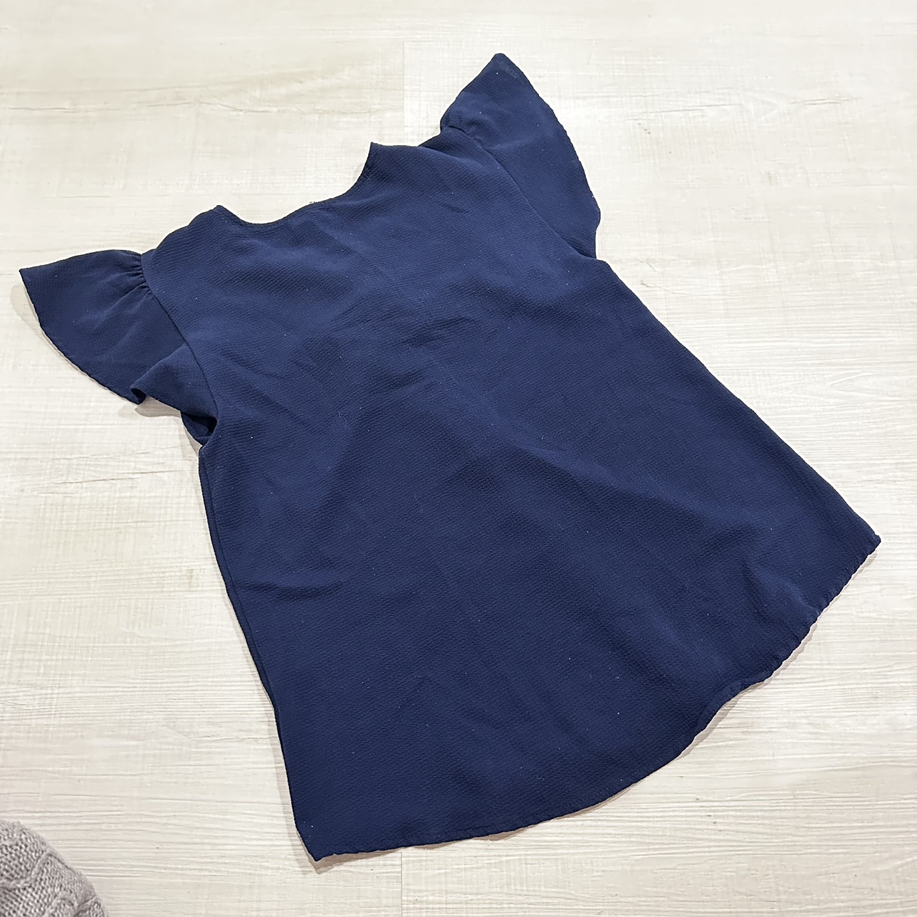 Blue butterfly sleeve top image indicator(2)