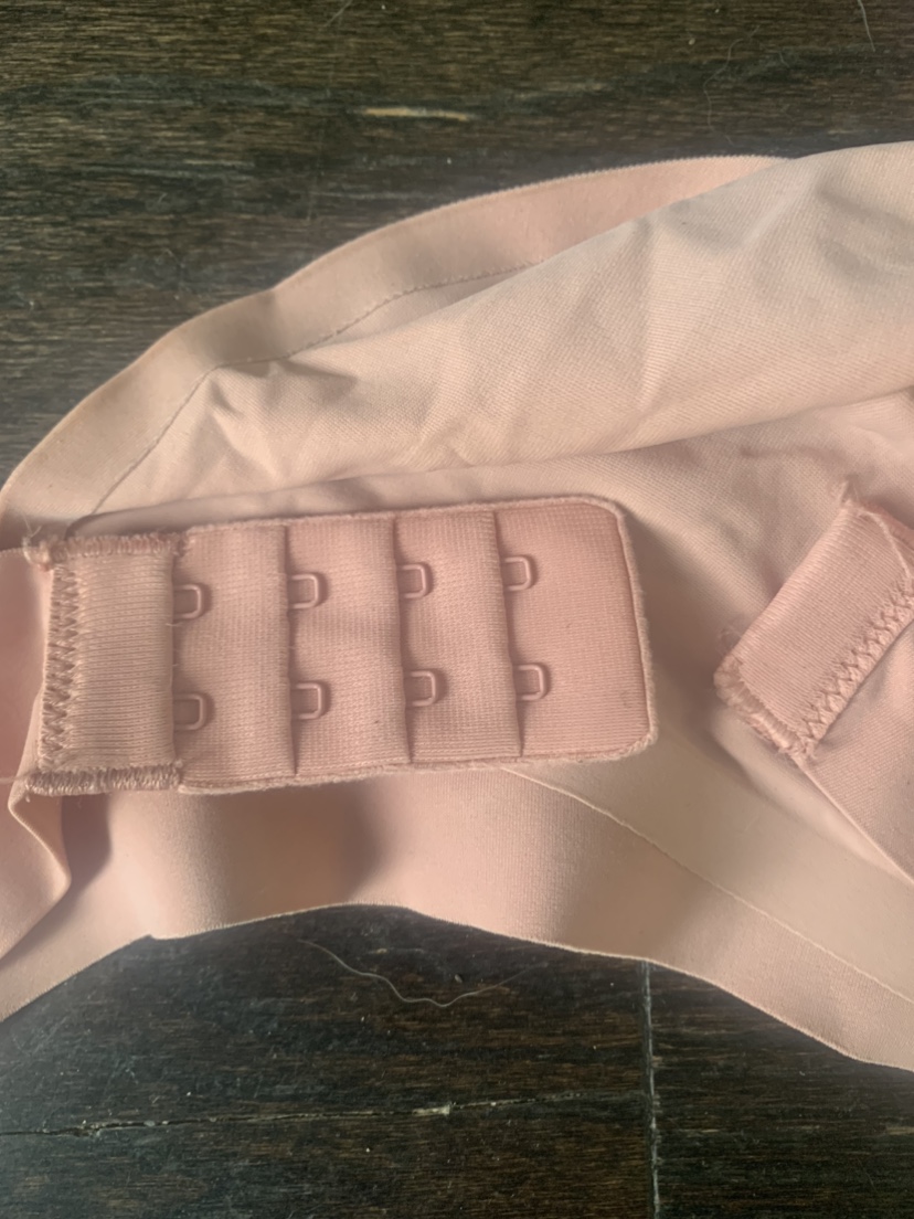 Gap Body No Show Bralette in passion rose pink size M image indicator(4)