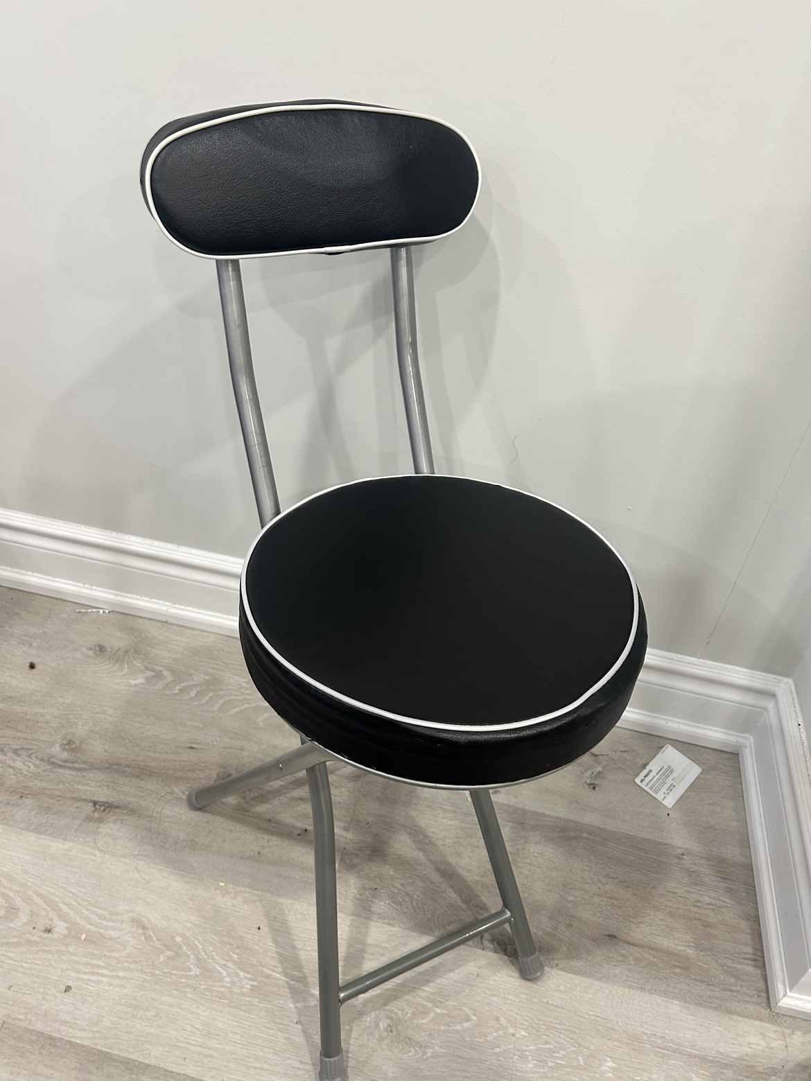 Foldable chair