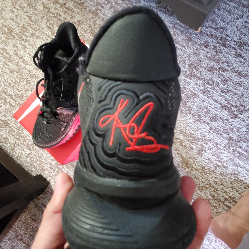 Nike Kyrie 7 Black Red image indicator(3)