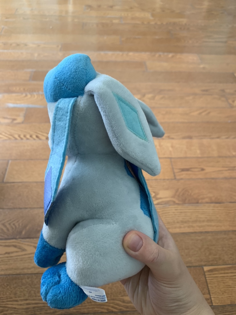 Pokemon Glaceon Plush image indicator(2)