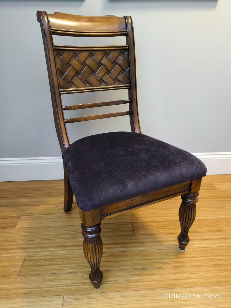 Solid wood accent chair - photo 2