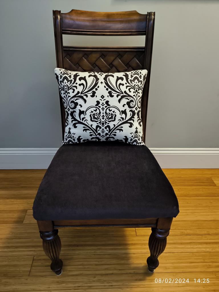 Solid wood accent chair - photo 4