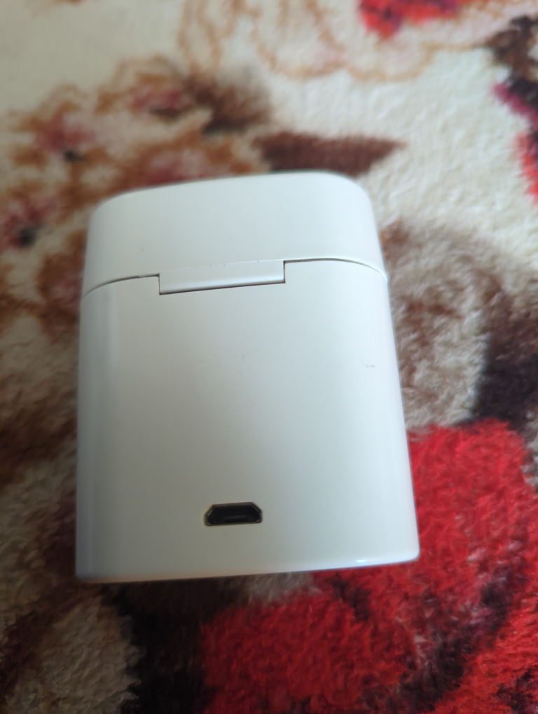 McDonald's Wireless Earbuds Case - photo 2