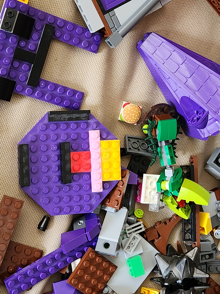 LEGO Scooby-Doo Haunted Lighthouse 75904 - photo 4
