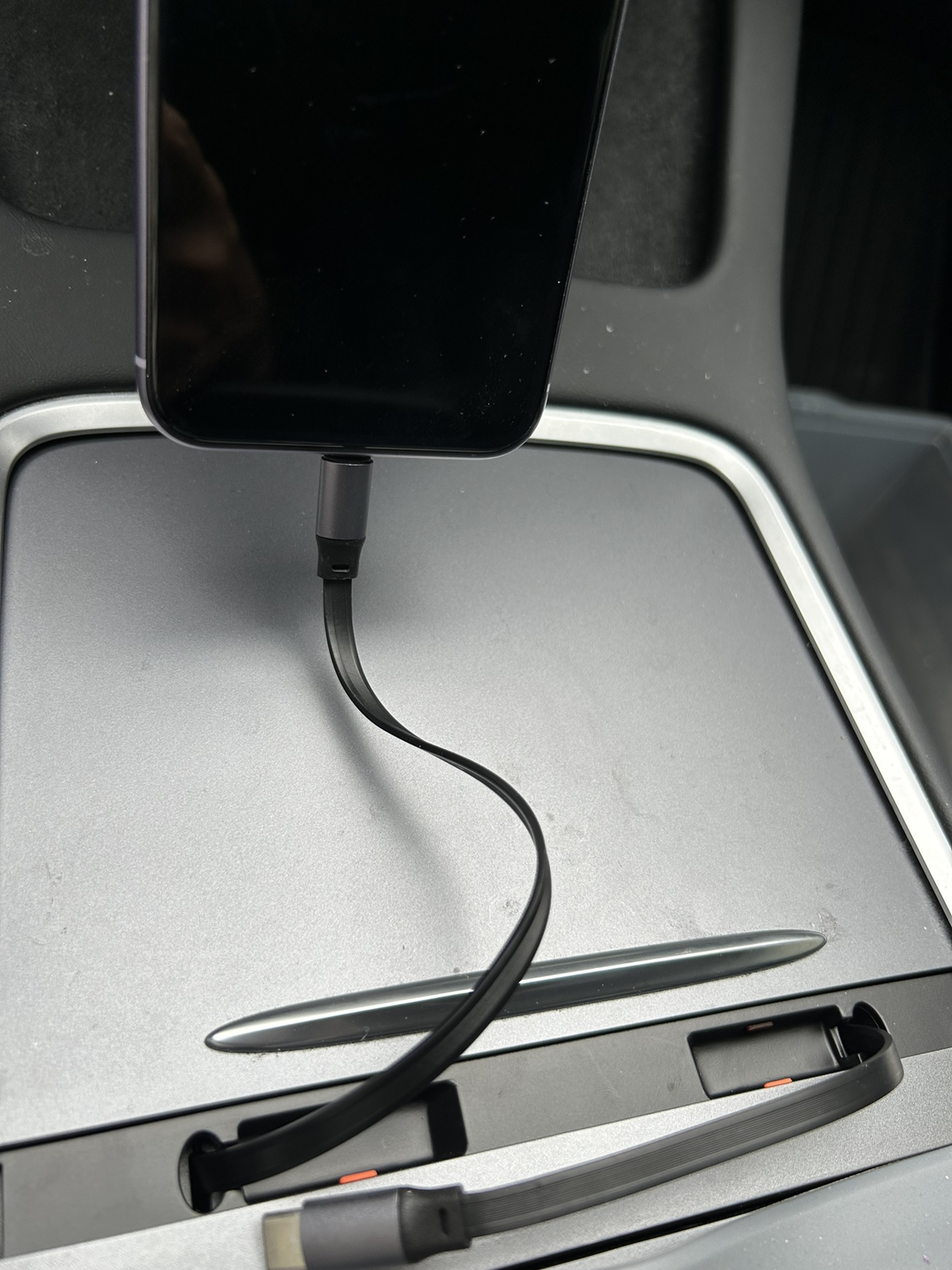 Tesla Central Control Dock for charging - photo 4