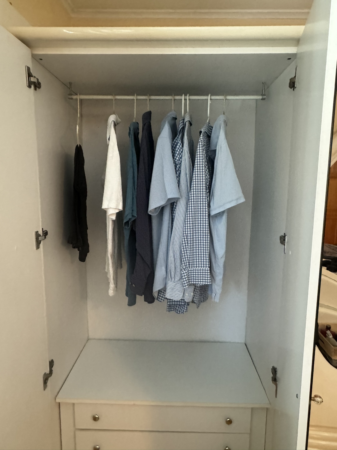 Mirrored Armoire - photo 3