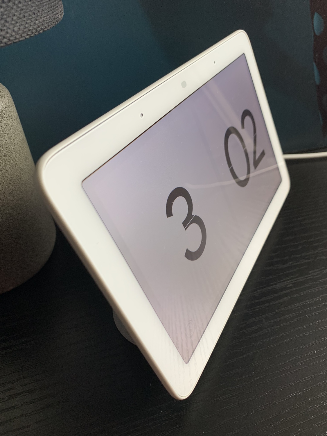 *LIKE NEW*Google Nest Hub Smart Display-Chalk image indicator(3)