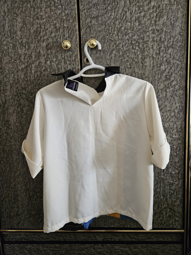 Short Sleeve Blouse - photo 2