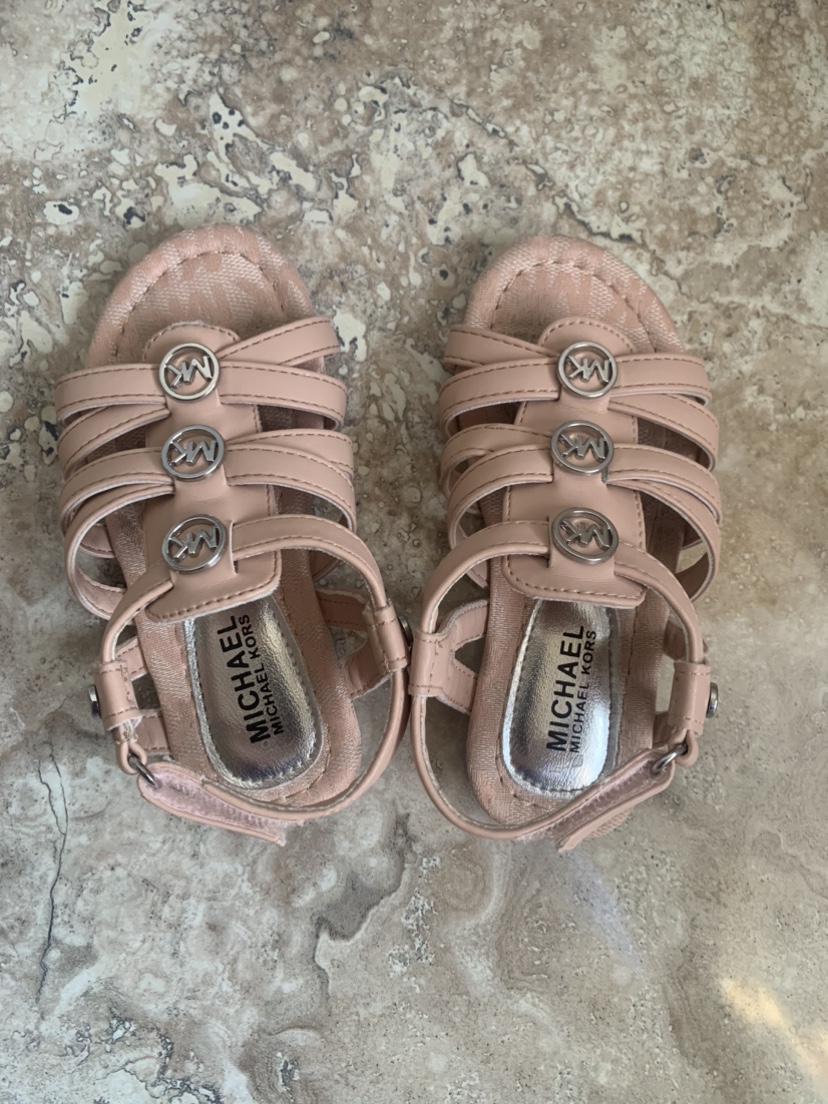 Michael Kors Kids Sandals - sz 8 thumbnail