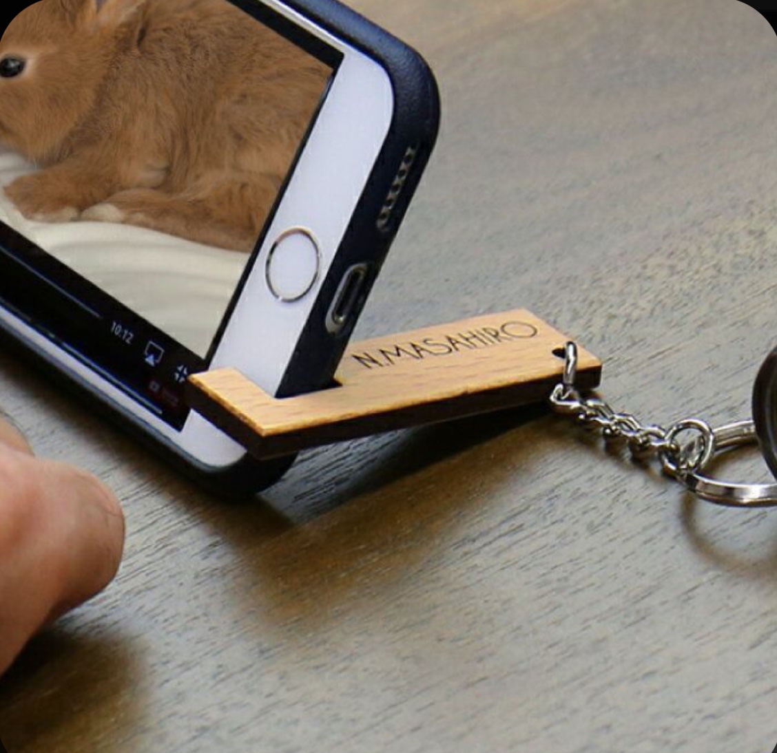 Wooden Phone Stand Keychain - photo 3