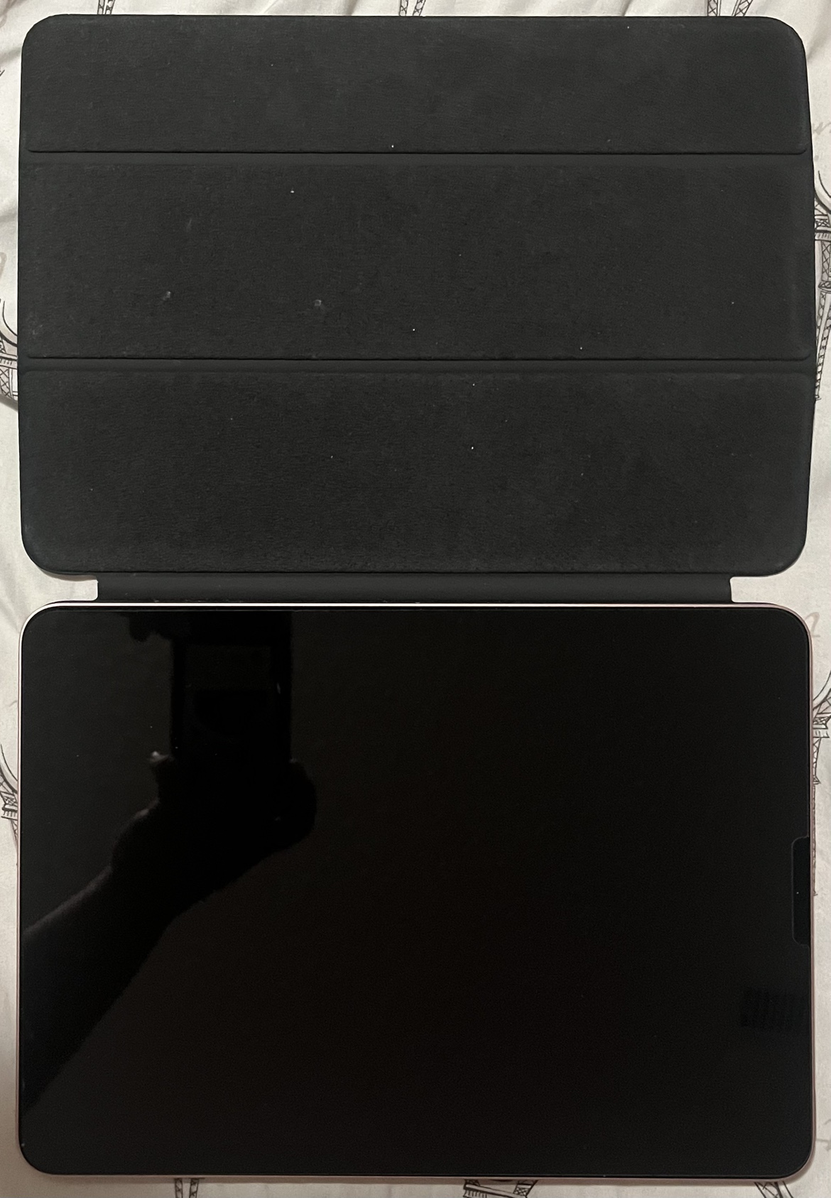 iPad Air (4th Gen) - photo 2