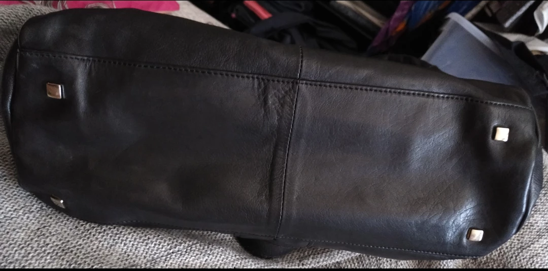 Calvin Klein Black Leather Handbag image indicator(3)