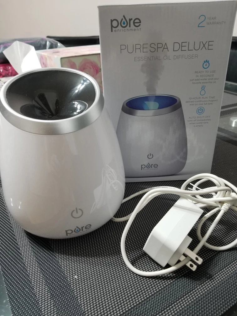Essential Oil Diffuser (Pure) - 2 DAYS LEFT TO BUY thumbnail