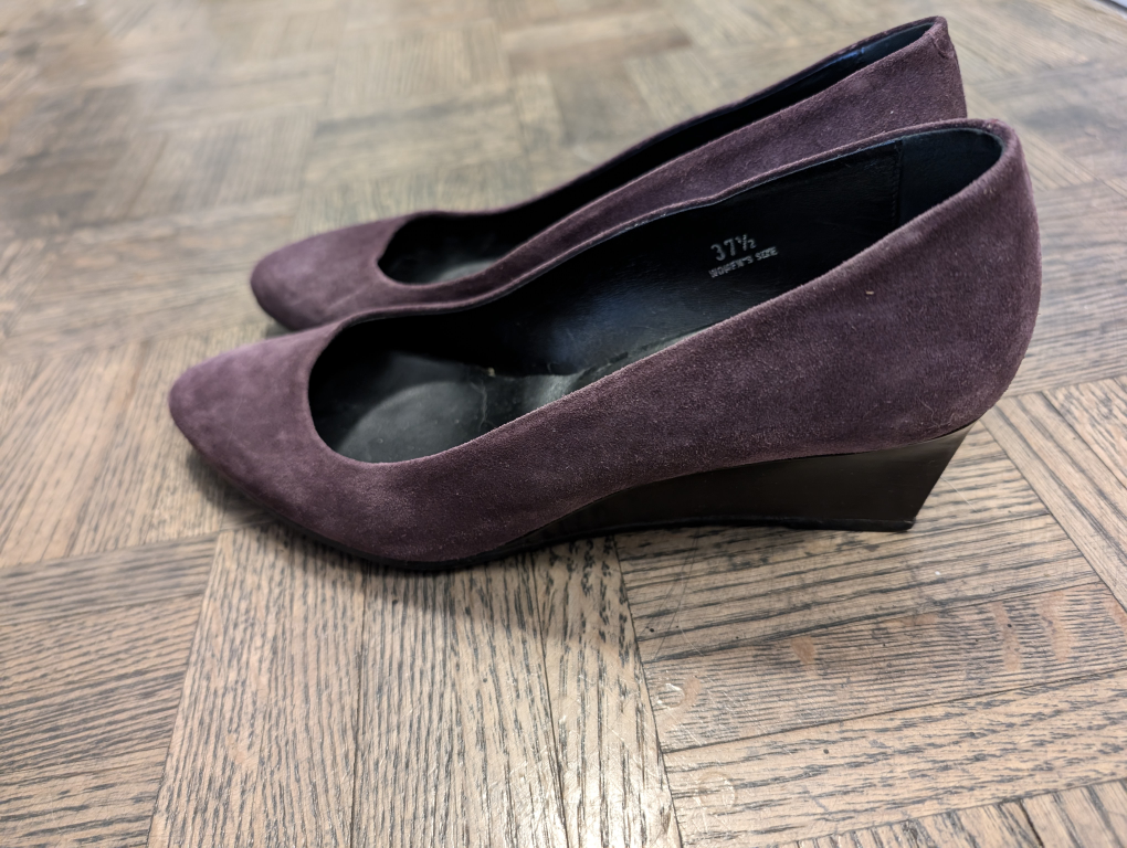 TODS Wedge Heel Shoes image indicator(2)