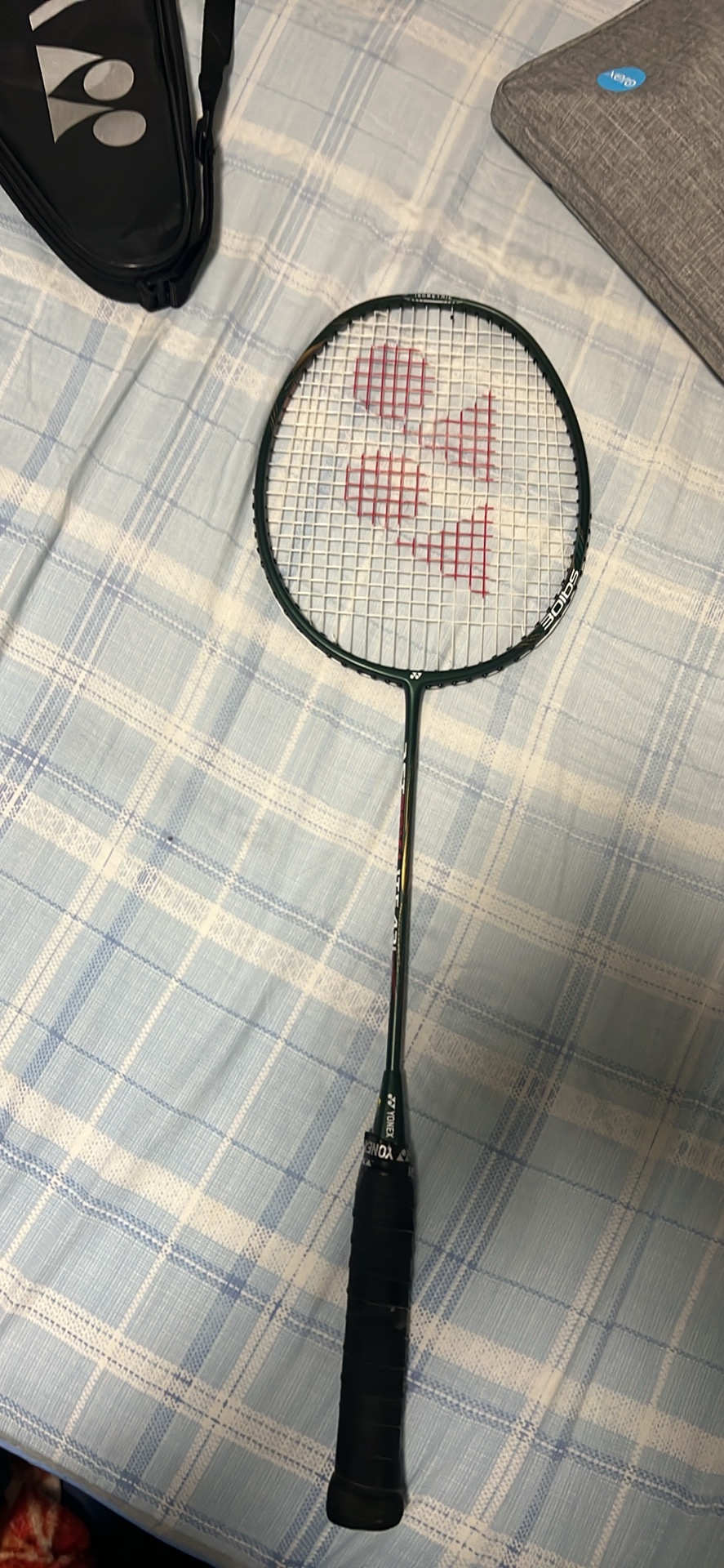 Yonex Astrox Badminton Racquet - photo 2