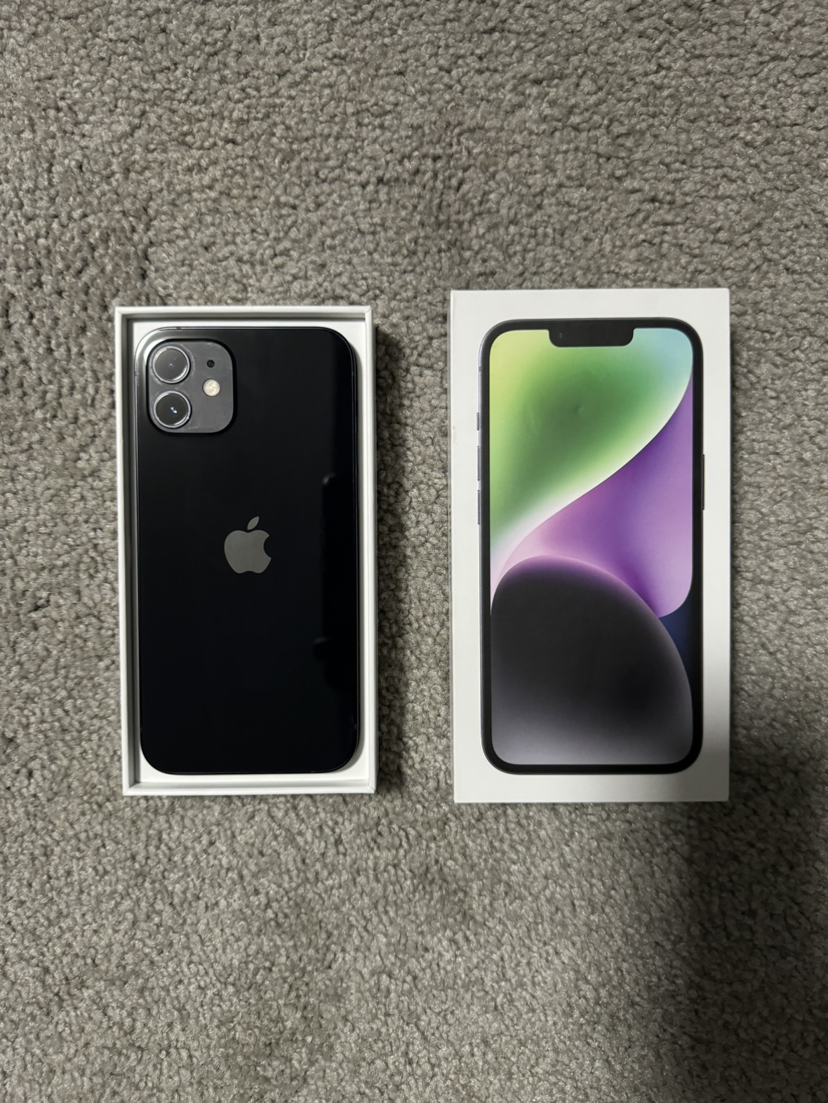iPhone 12 64 GB - Midnight - photo 3