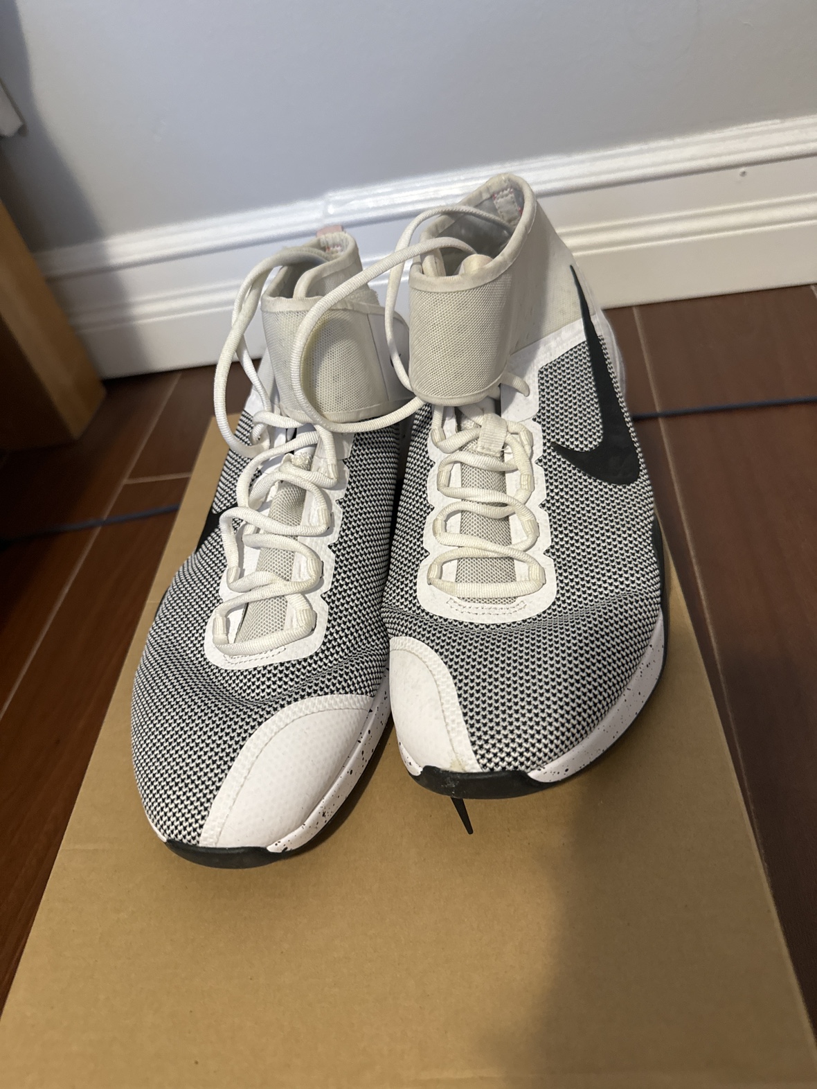 Nike training shoes - photo 2