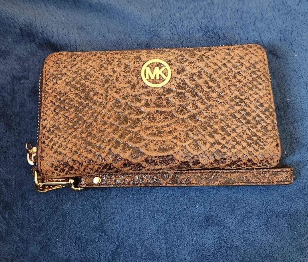 Authentic Michael Kors zipper wallet