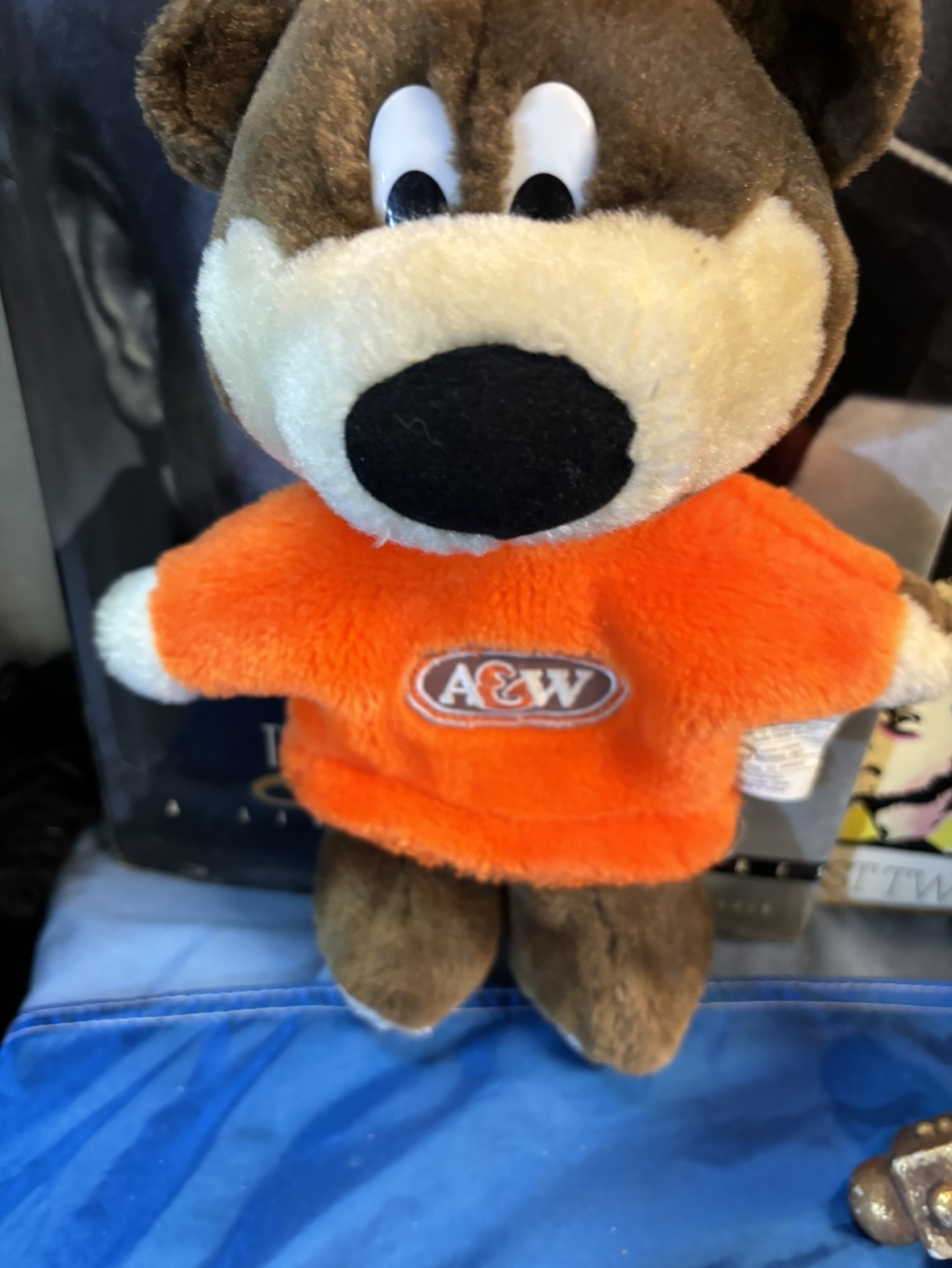 A&W plush hand puppet thumbnail