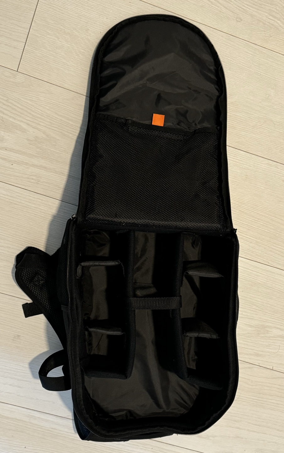 Camera Backpack (black) image indicator(3)
