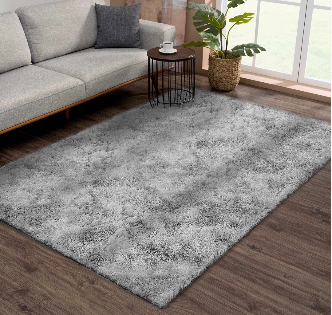Area rug 4’x 6.5’ fluffy and non slip - photo 2