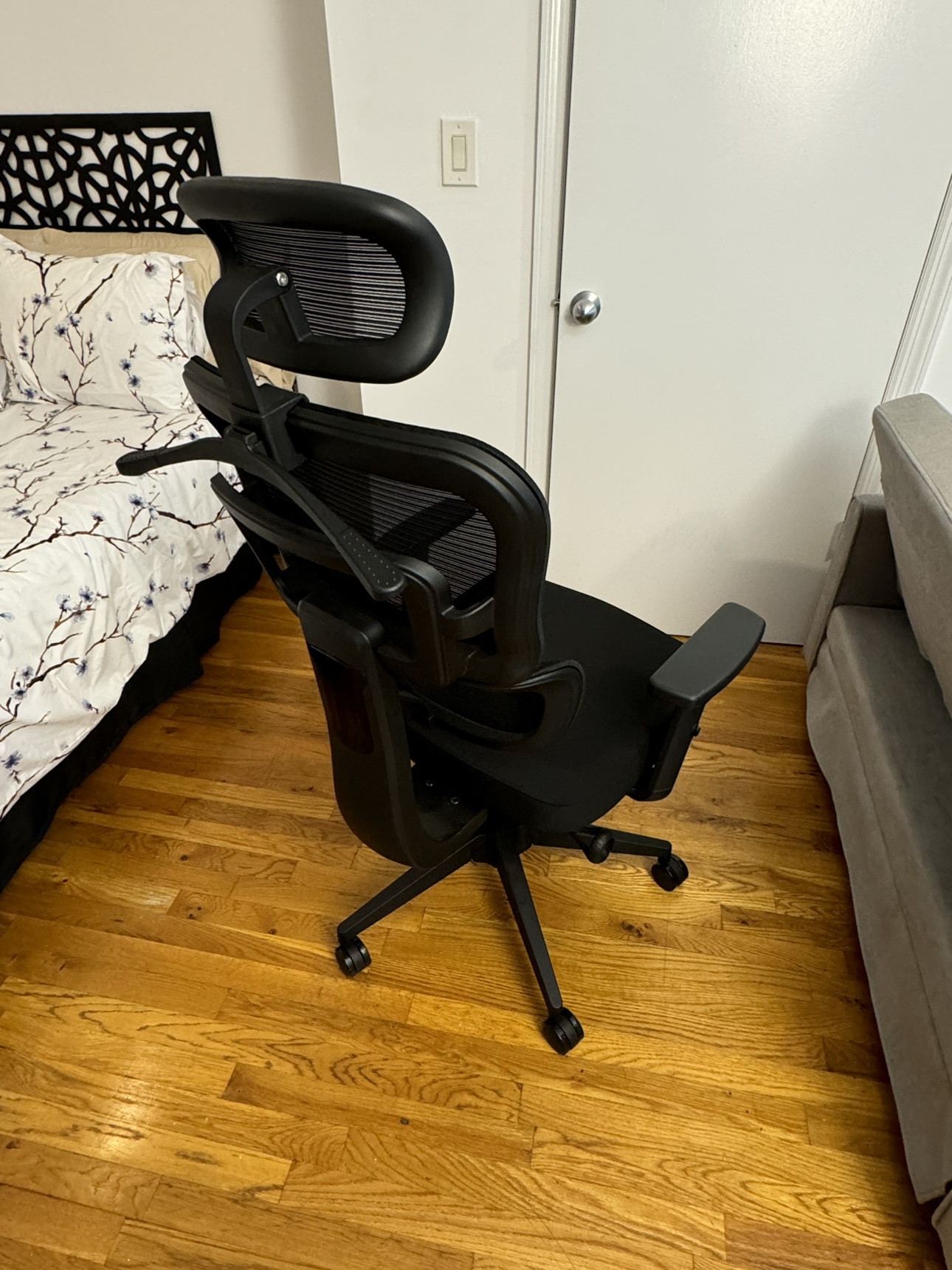 Office Chair - photo 5