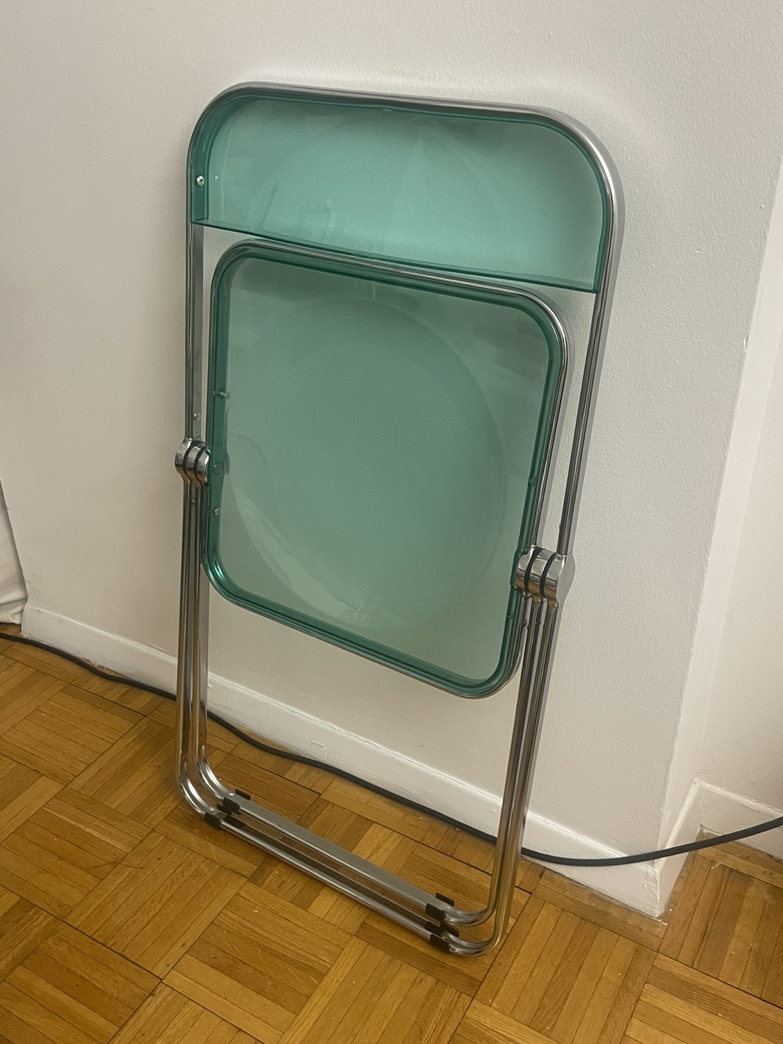 Light Blue Folding Acrylic Chair - photo 5