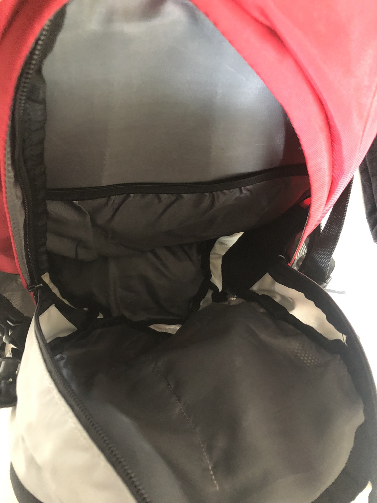 The North Face Adventure Backpack image indicator(2)