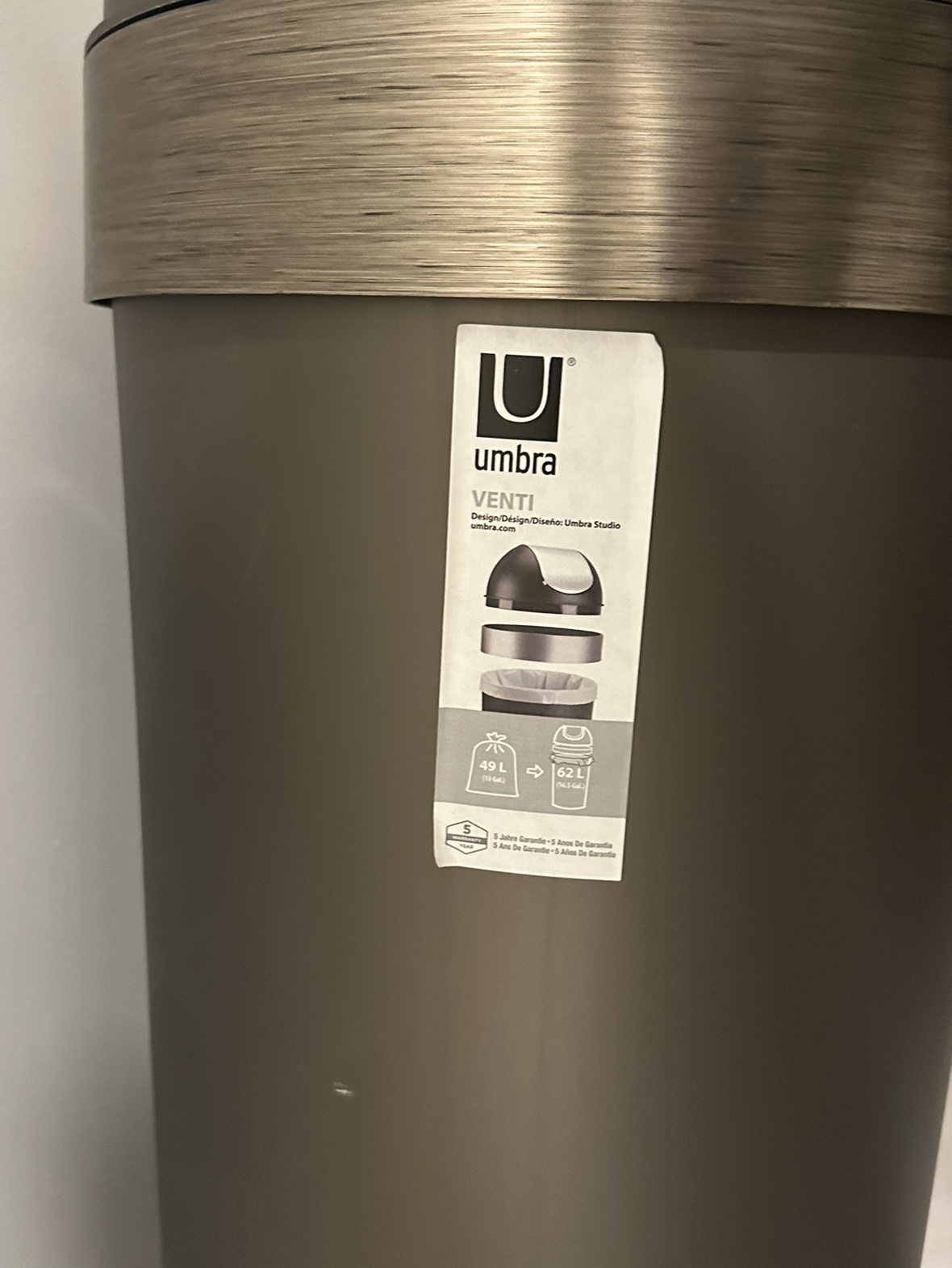 Large Trash / Garbage Bin - photo 2