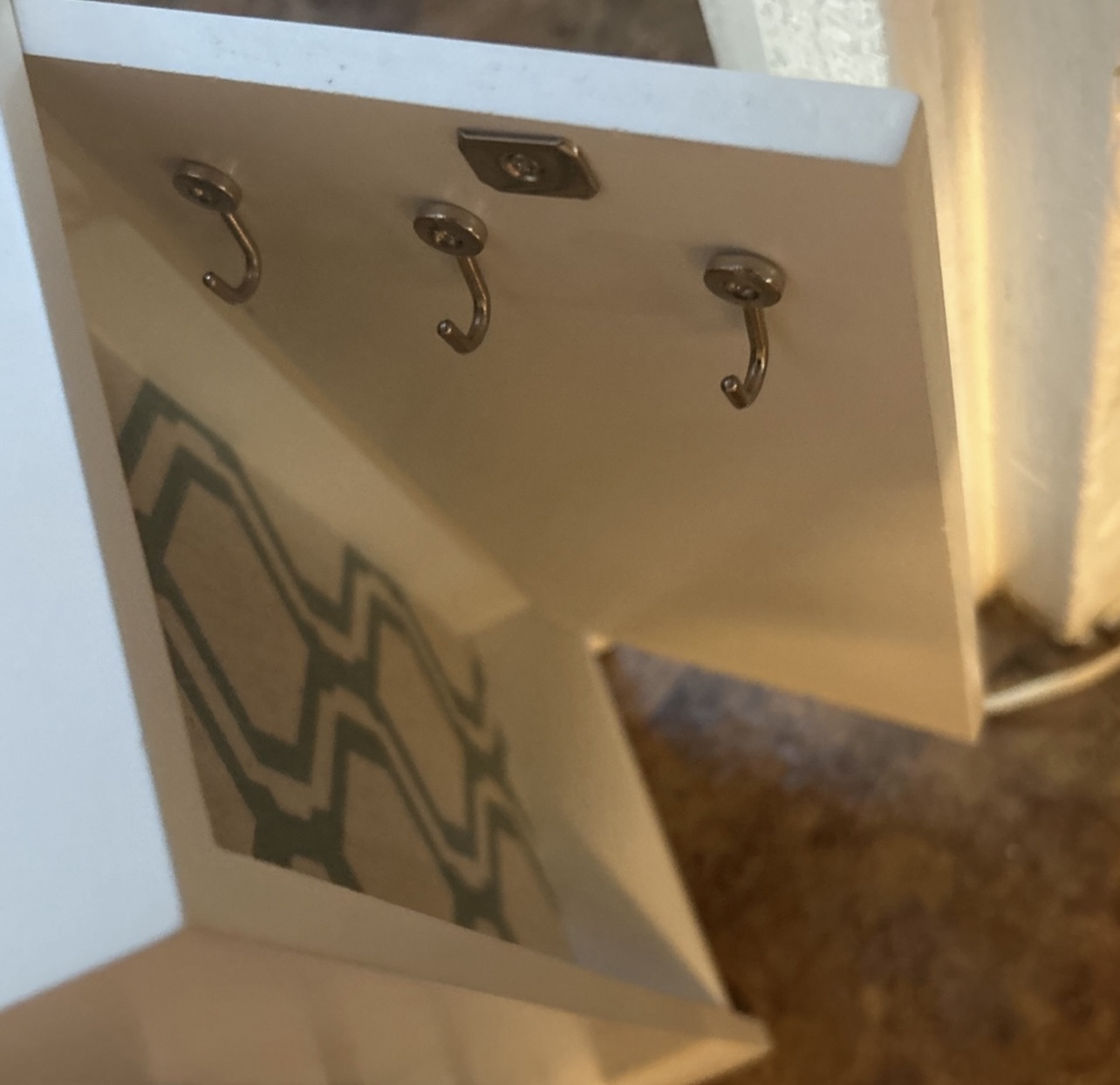 White Jewelry Box - photo 4