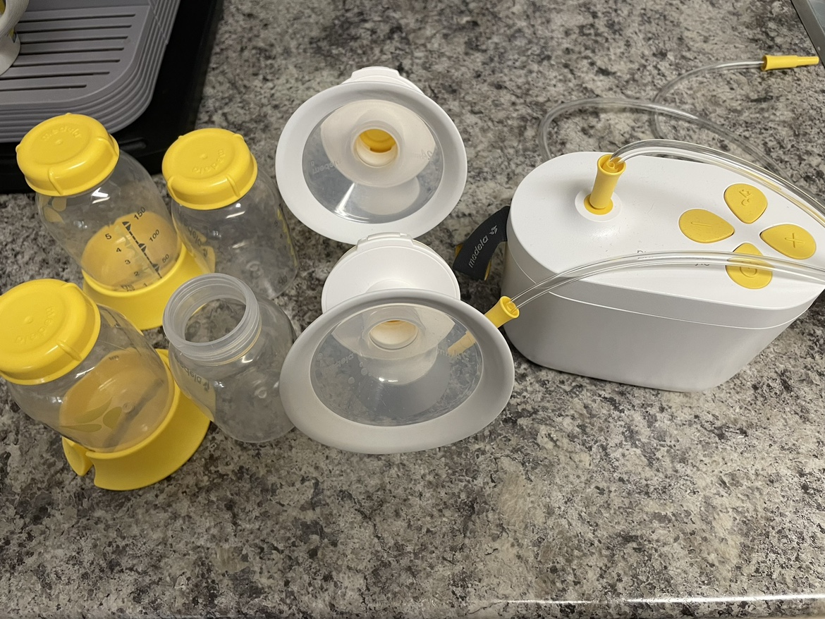 Medela Freestyle Double Electric Breast Pump - photo 2